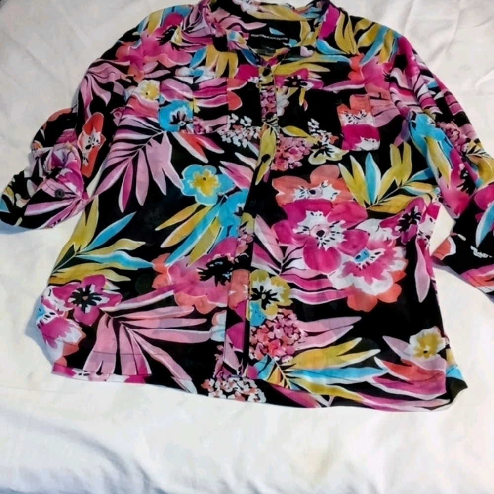 Norton mcNaughton womens floral blouse